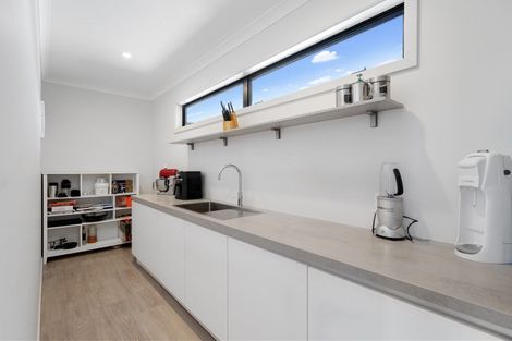 Photo of property in 23 Sarona Park Drive, Omanawa, Tauranga, 3171