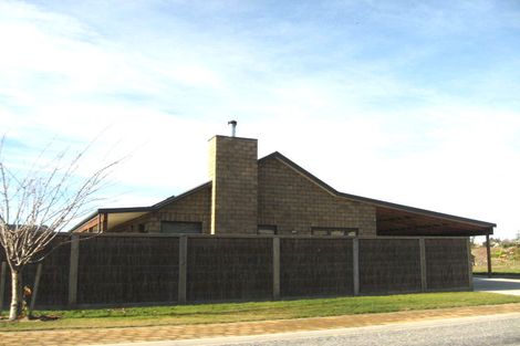 Photo of property in 3a Hyland Street, Wanaka, 9305