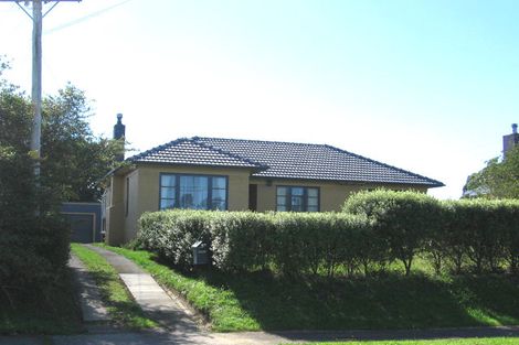 Photo of property in 11 Savoy Road, Glen Eden, Auckland, 0602