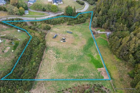 Photo of property in 16 Waymau Lane, Coatesville, 0792