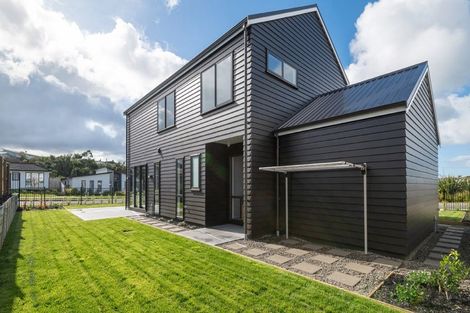 Photo of property in 2 Owen Chapman Drive, Red Beach, 0932