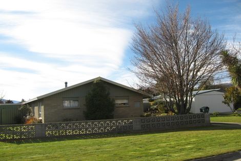 Photo of property in 4 Clare Place, Cromwell, 9310