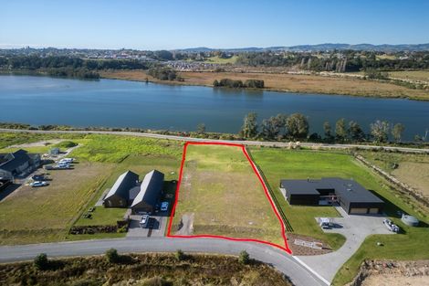 Photo of property in 14 Te Ara O Tahataharoa, Te Puna, Tauranga, 3176