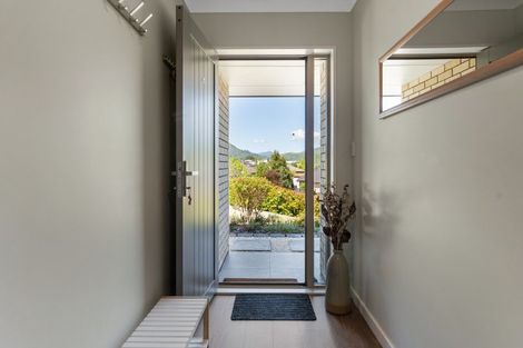 Photo of property in 2 Pukeko Place, Picton, 7220