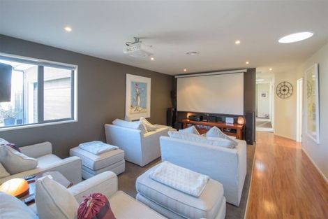 Photo of property in 21 De Bettencor Place, Mount Pisa, Cromwell, 9383