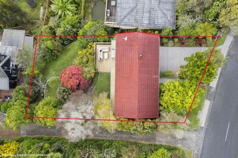 Photo of property in 12 Mcdowell Crescent, Hillcrest, Auckland, 0627