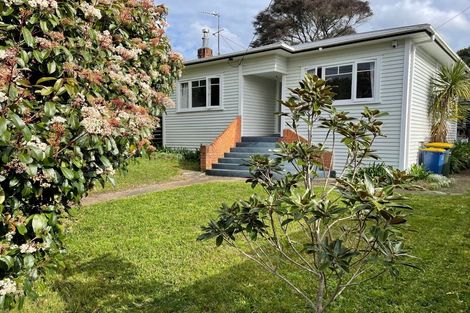 Photo of property in 46 Rua Road, Glen Eden, Auckland, 0602