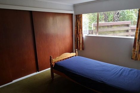 Photo of property in 15 Chestnut Grove, Maungaraki, Lower Hutt, 5010