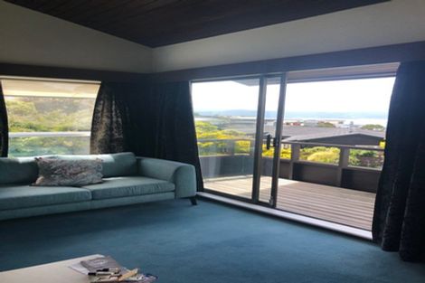 Photo of property in 2/54 Rama Crescent, Khandallah, Wellington, 6035