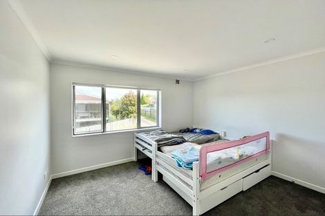 Photo of property in 116a Weatherly Road, Torbay, Auckland, 0630