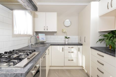 Photo of property in 180 Clarkin Road, Fairfield, Hamilton, 3214