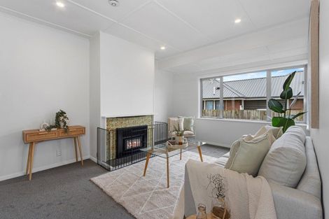 Photo of property in 16 Garvins Road, Hornby, Christchurch, 8042