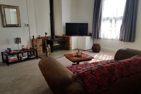 Photo of property in 9 London Street, Dannevirke, 4930
