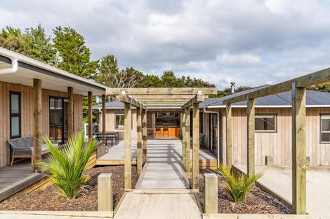 Photo of property in 143 Mclean Road, Waipu, 0582