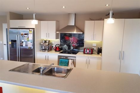 Photo of property in 7 Eyrewell Road, Pegasus, 7612