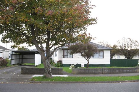 Photo of property in 35 Chapman Crescent, Naenae, Lower Hutt, 5011