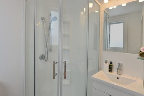 Photo of property in 8 Seaview Road, Whangarei, 0110