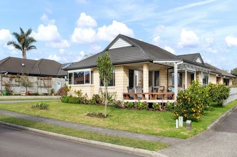 Photo of property in 1 Riverside Place, Katikati, 3129