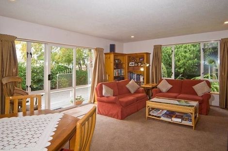 Photo of property in 1/49a Wainoni Road, Wainoni, Christchurch, 8061