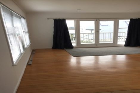 Photo of property in 4/221 Hurstmere Road, Takapuna, Auckland, 0622