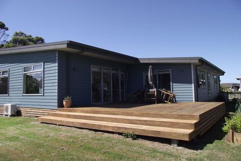 Photo of property in 23 Ian Place, Waihi Beach, 3611
