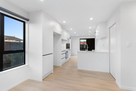 Photo of property in 27e Von Sturmer Street, Mangere East, Auckland, 2024