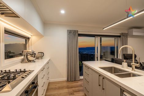 Photo of property in 67 Cypress Drive, Maungaraki, Lower Hutt, 5010