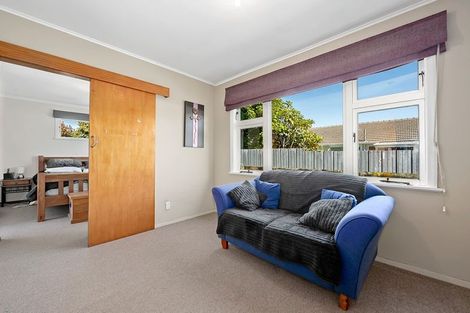 Photo of property in 6 Cecil Street, Clouston Park, Upper Hutt, 5018