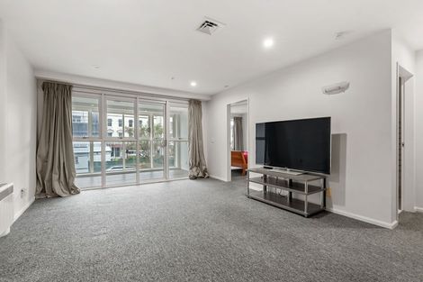 Photo of property in 2b/5 Kent Terrace, Mount Victoria, Wellington, 6011