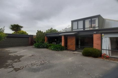 Photo of property in 2/10 Peel Street, Strowan, Christchurch, 8052