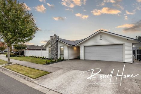 Photo of property in 4 Churchill Drive, Rangiora, 7400