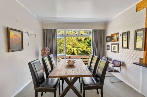 Photo of property in 28 Carrington Street, New Plymouth, 4310