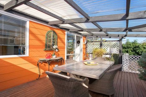 Photo of property in 2/63 Lonsdale Street, New Brighton, Christchurch, 8083