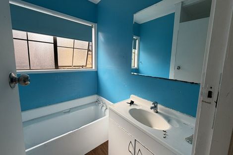 Photo of property in 3 Luanda Drive, Ranui, Auckland, 0612