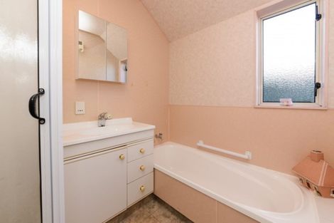 Photo of property in 48d Mclauchlan Street, Springlands, Blenheim, 7201