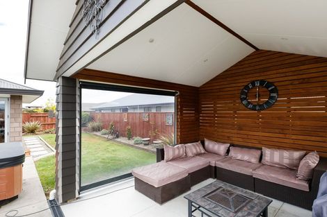 Photo of property in 47 Rodeo Drive, Kelvin Grove, Palmerston North, 4414