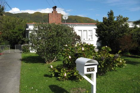 Photo of property in 4/120 Waiwhetu Road, Waterloo, Lower Hutt, 5011