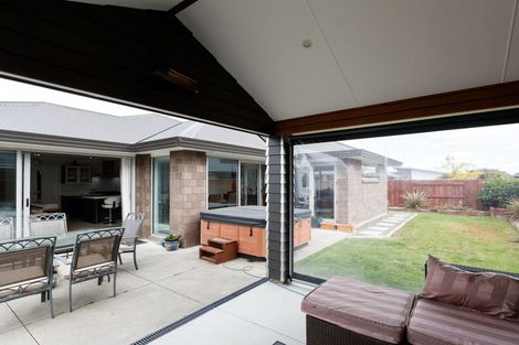 Photo of property in 47 Rodeo Drive, Kelvin Grove, Palmerston North, 4414
