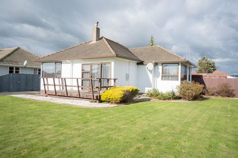 Photo of property in 103 Clyde Crescent, Roslyn, Palmerston North, 4414