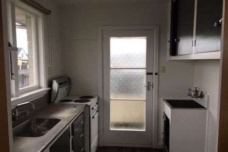 Photo of property in 2/26 Edgeware Road, St Albans, Christchurch, 8014