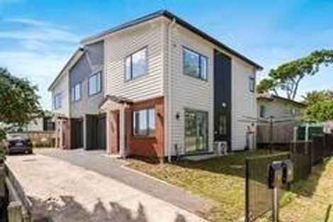 Photo of property in 1 Kendall Court, Wattle Downs, Auckland, 2103