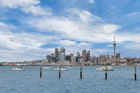 Photo of property in 25 Princes Street, Northcote Point, Auckland, 0627