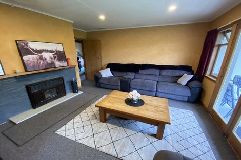 Photo of property in 63 Severn Street, Rongotea, 4476