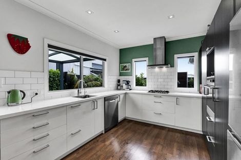 Photo of property in 2 Northpoint Way, Bell Block, New Plymouth, 4312