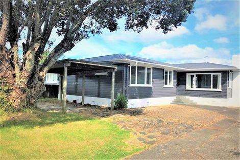 Photo of property in 48 Cobham Crescent, Kelston, Auckland, 0602