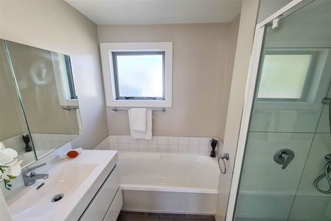 Photo of property in 29 Jenkins Avenue, Redwood, Christchurch, 8051