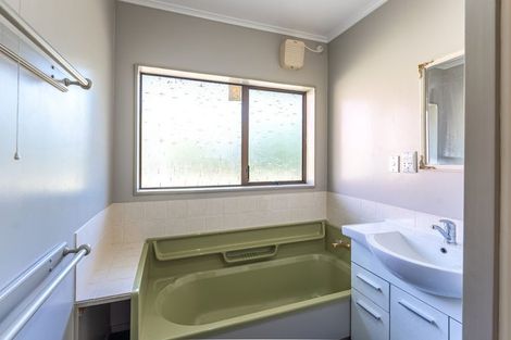 Photo of property in 69 Te Moana Road, Waikanae Beach, Waikanae, 5036