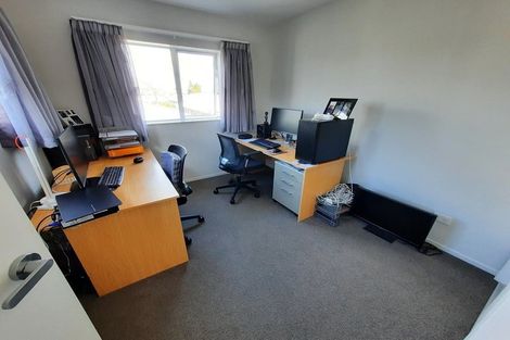 Photo of property in 43 Divide Loop, Takanini, 2112