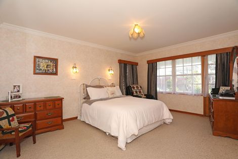 Photo of property in 409 Ruahine Street, Terrace End, Palmerston North, 4410