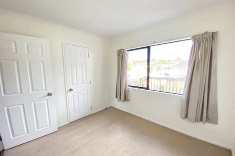 Photo of property in 25 Alidade Place, Massey, Auckland, 0614